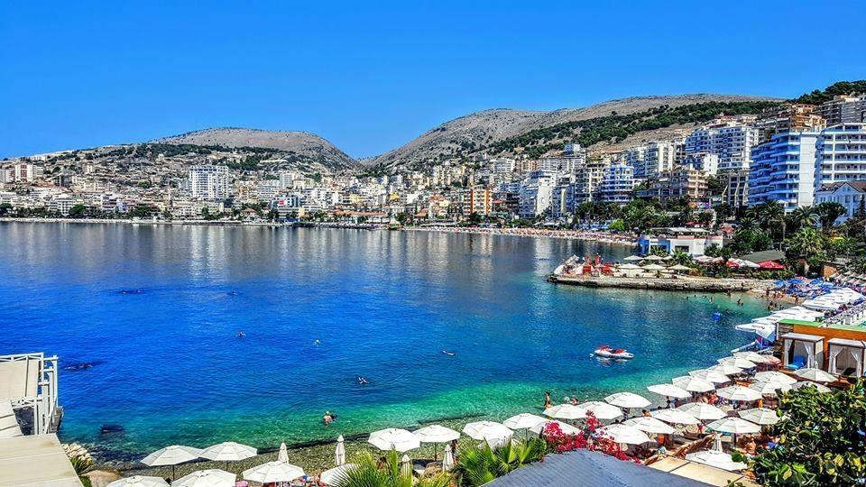 Jon'S Penthouse Apartman Saranda Kültér fotó